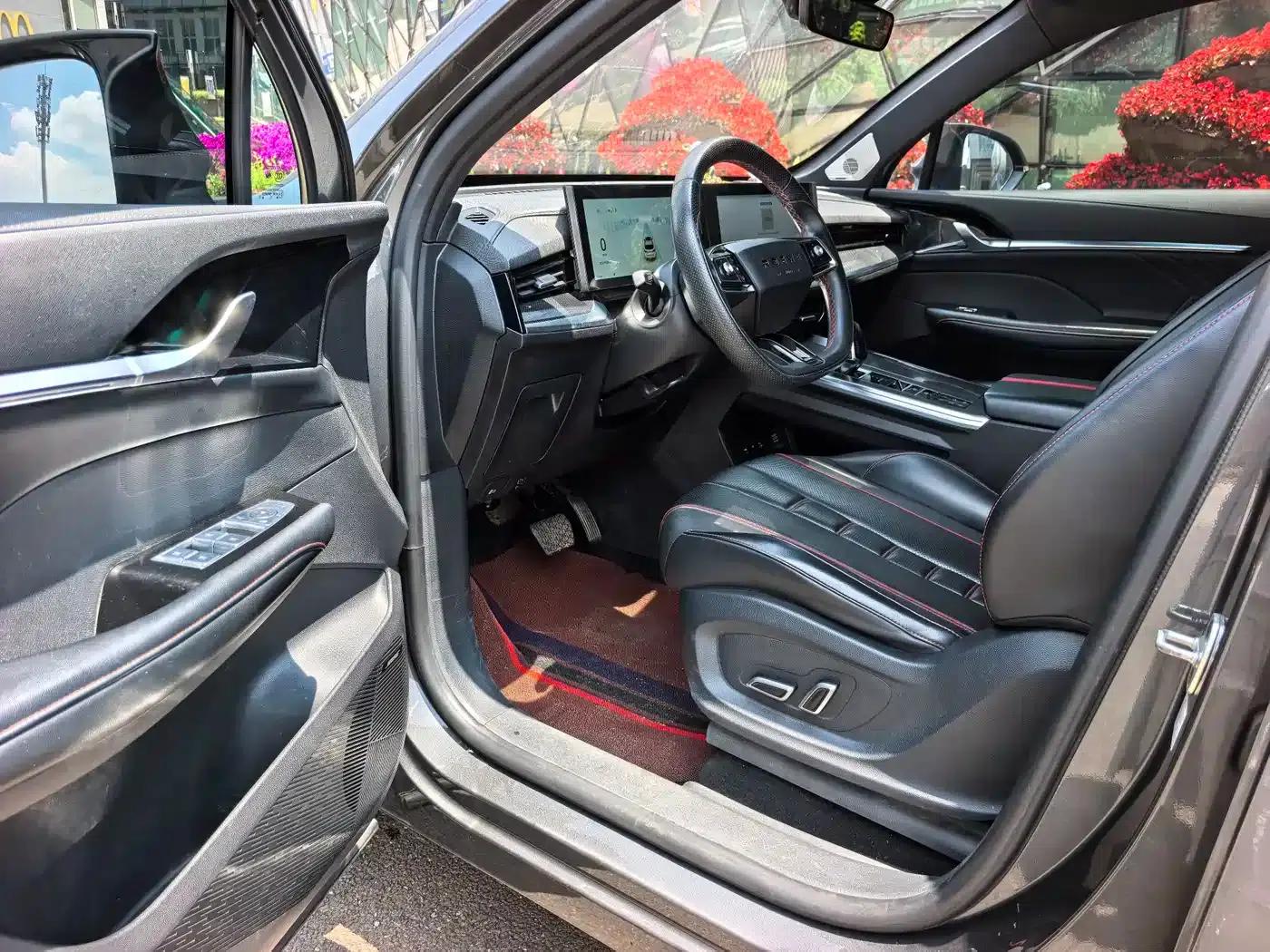 Roewe RX5 MAX 2021 Supreme Series 400TGI Automatic Luxury Cockpit Edition — миниатюра 5