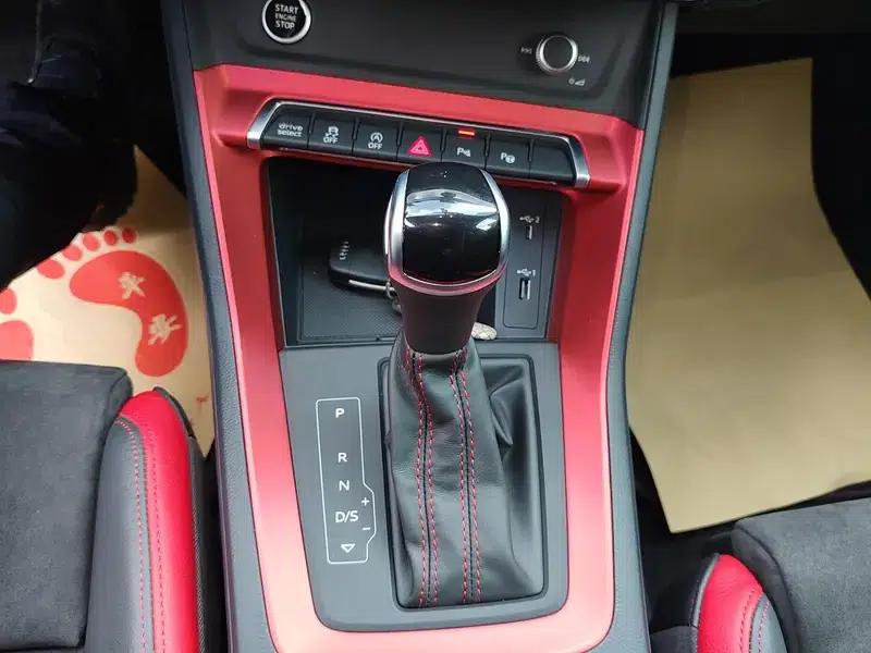 Audi Q3 2021 40 TFSI Fashion Dynamic Edition — миниатюра 11