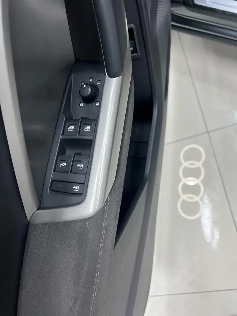Audi Q3 2023 35 TFSI Fashion Dynamic Edition — миниатюра 6