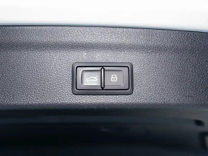 Audi Q3 2023 35 TFSI Fashion Dynamic Edition — миниатюра 13