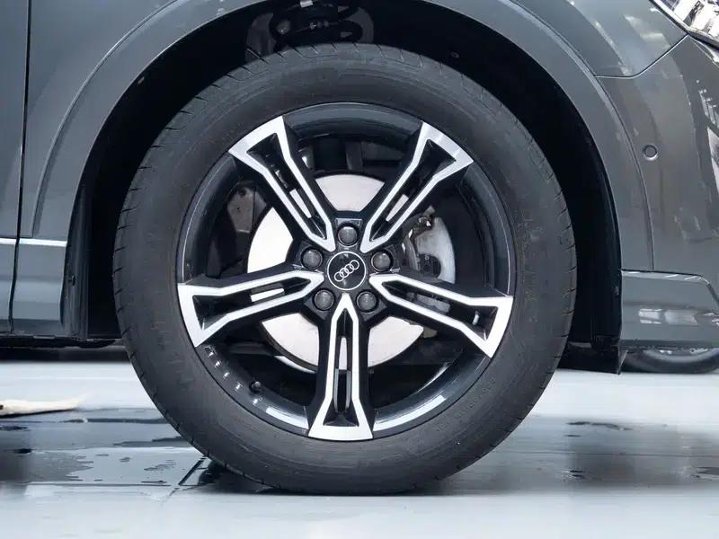 Audi Q3 2023 35 TFSI Fashion Dynamic Edition — миниатюра 13