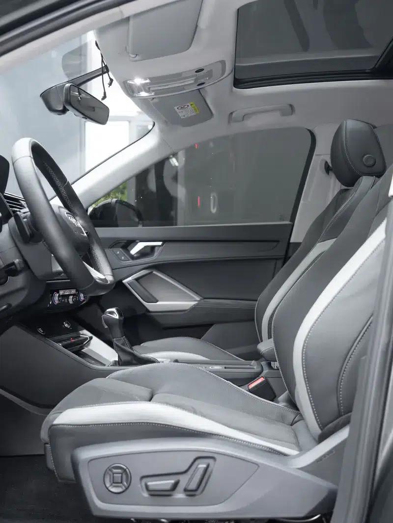 Audi Q3 2023 35 TFSI Fashion Dynamic Edition — миниатюра 22