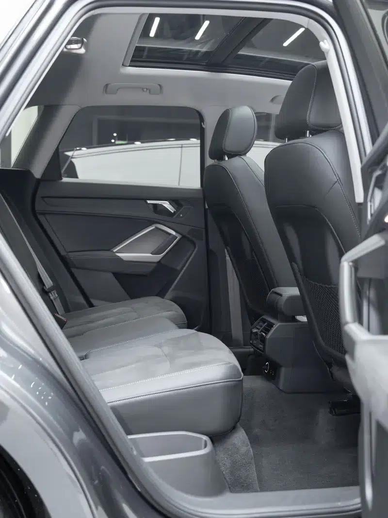 Audi Q3 2023 35 TFSI Fashion Dynamic Edition — миниатюра 23