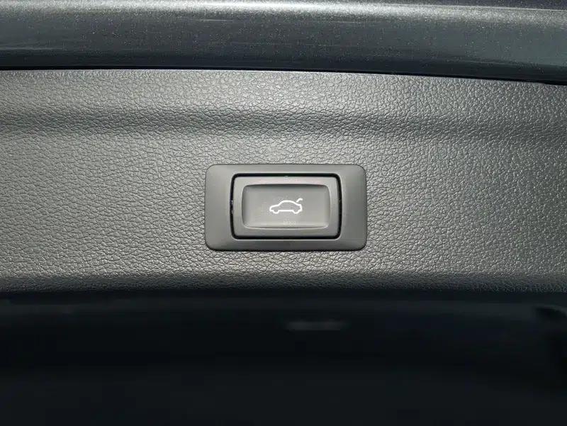 Audi Q3 2022 35 TFSI Progressive Dynamic — миниатюра 14