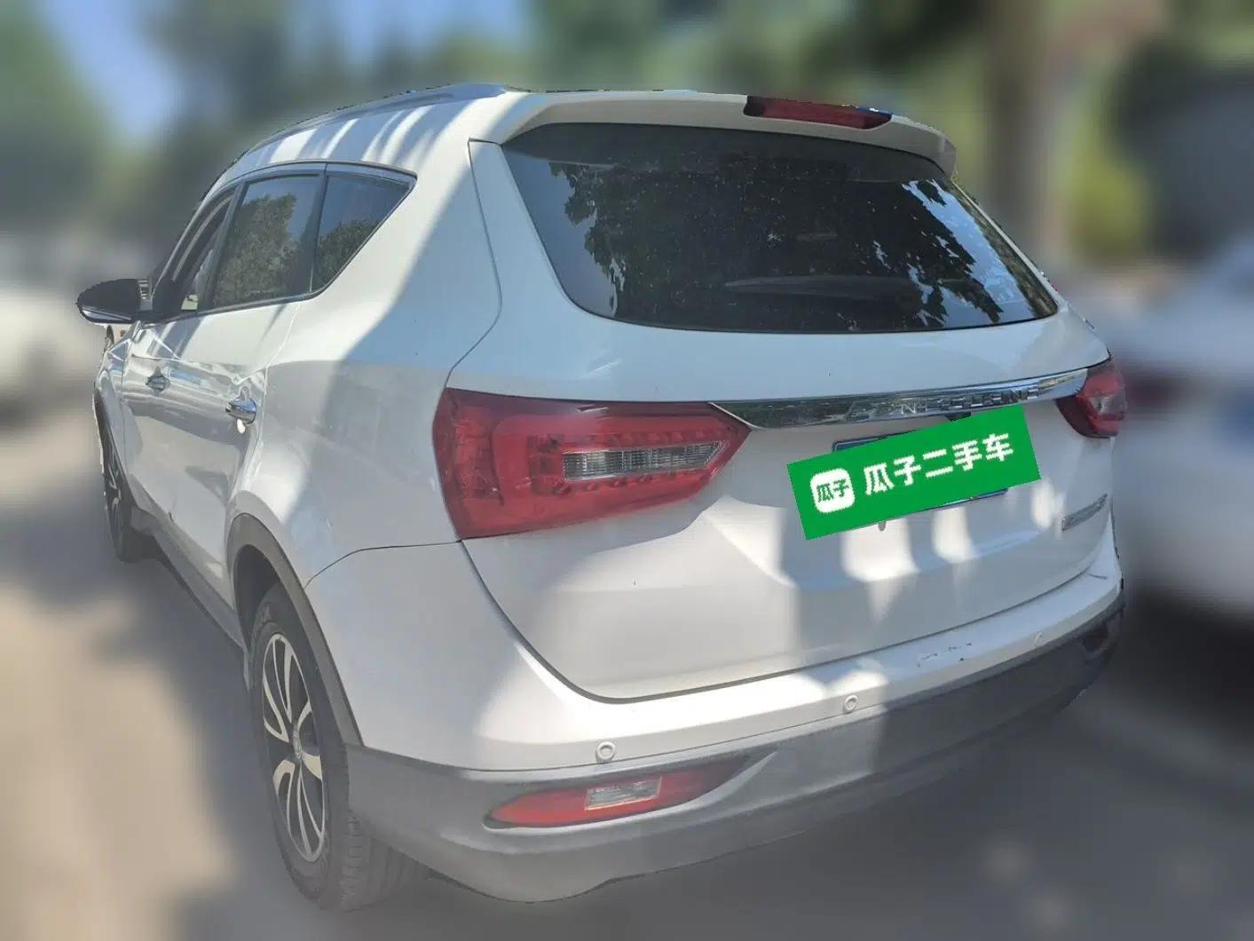 Dongfeng Fengon 580 2017 1.5T Manual Luxury Model — миниатюра 4