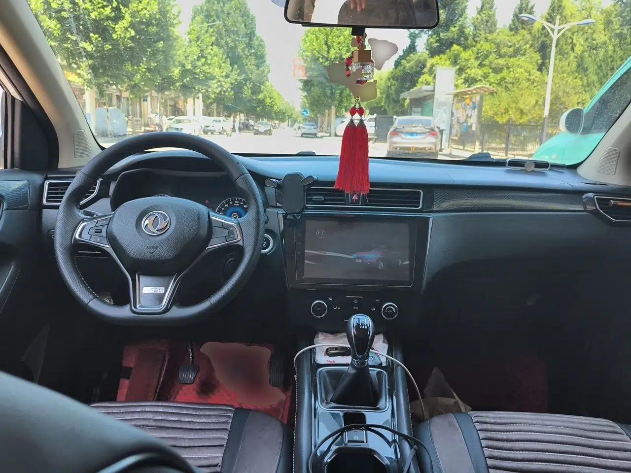Dongfeng Fengon 580 2017 1.5T Manual Luxury Model — миниатюра 9