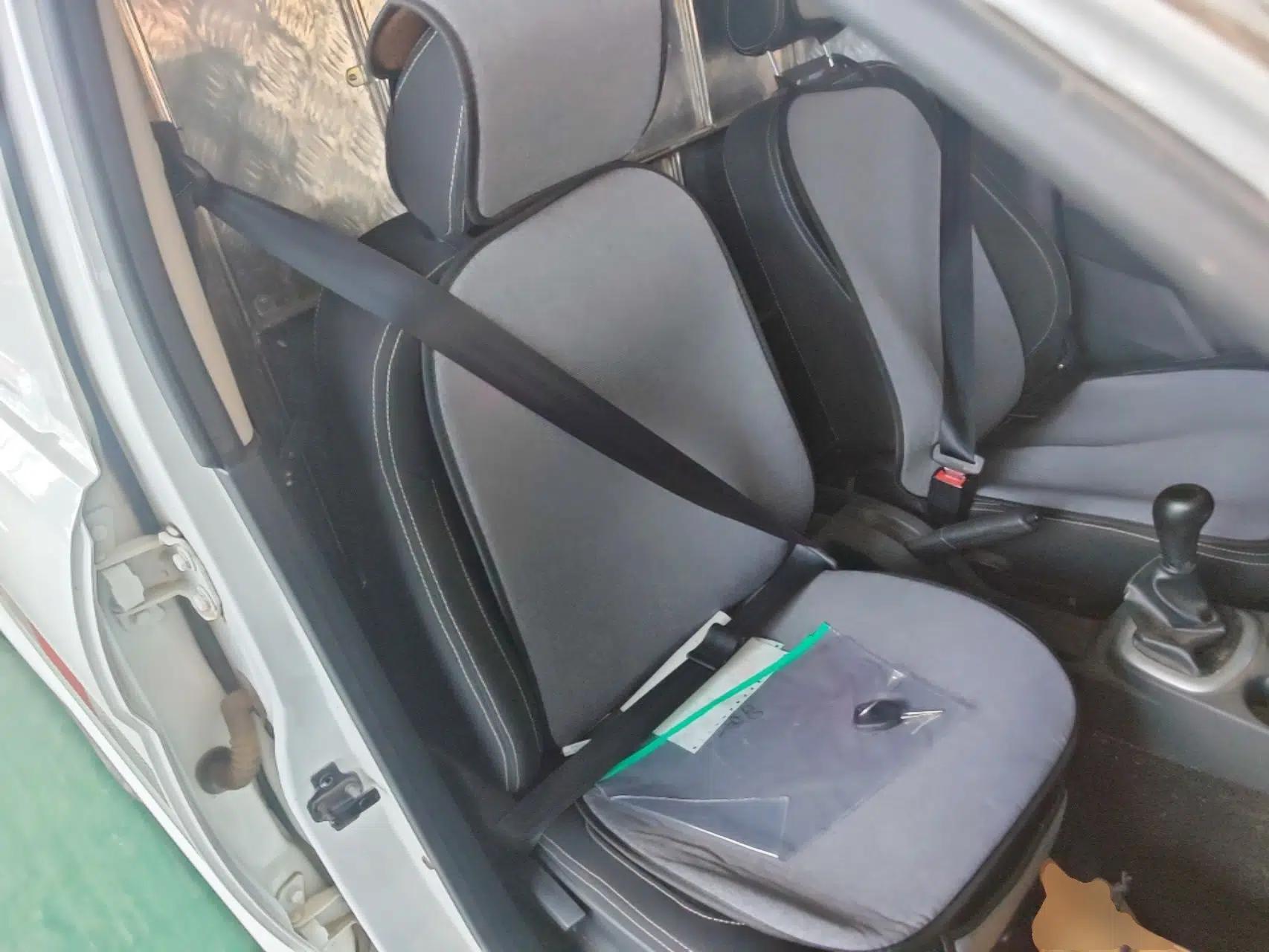 Dongfeng Fengon 330 2019 1.5L 330S Manual Luxury Van China VI Standard — миниатюра 19