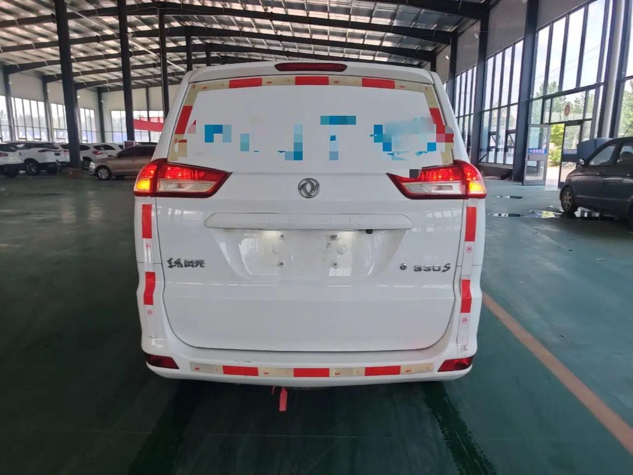 Dongfeng Fengon 330 2019 1.5L 330S Manual Luxury Van China VI Standard — миниатюра 5