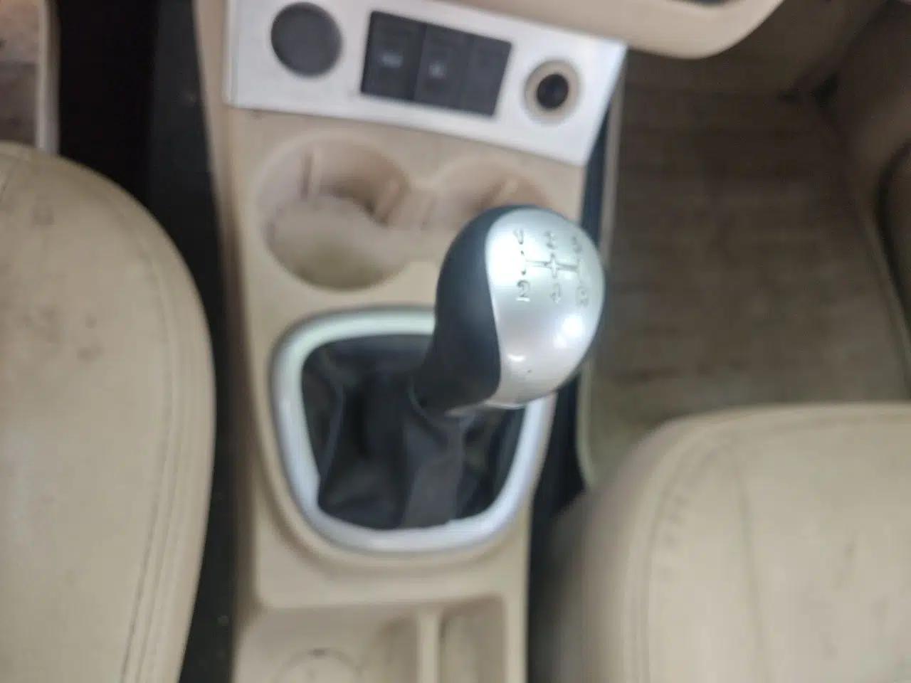 Dongfeng Fengon 330 2014 1.5L Manual Standard Edition DK15-02 — миниатюра 14
