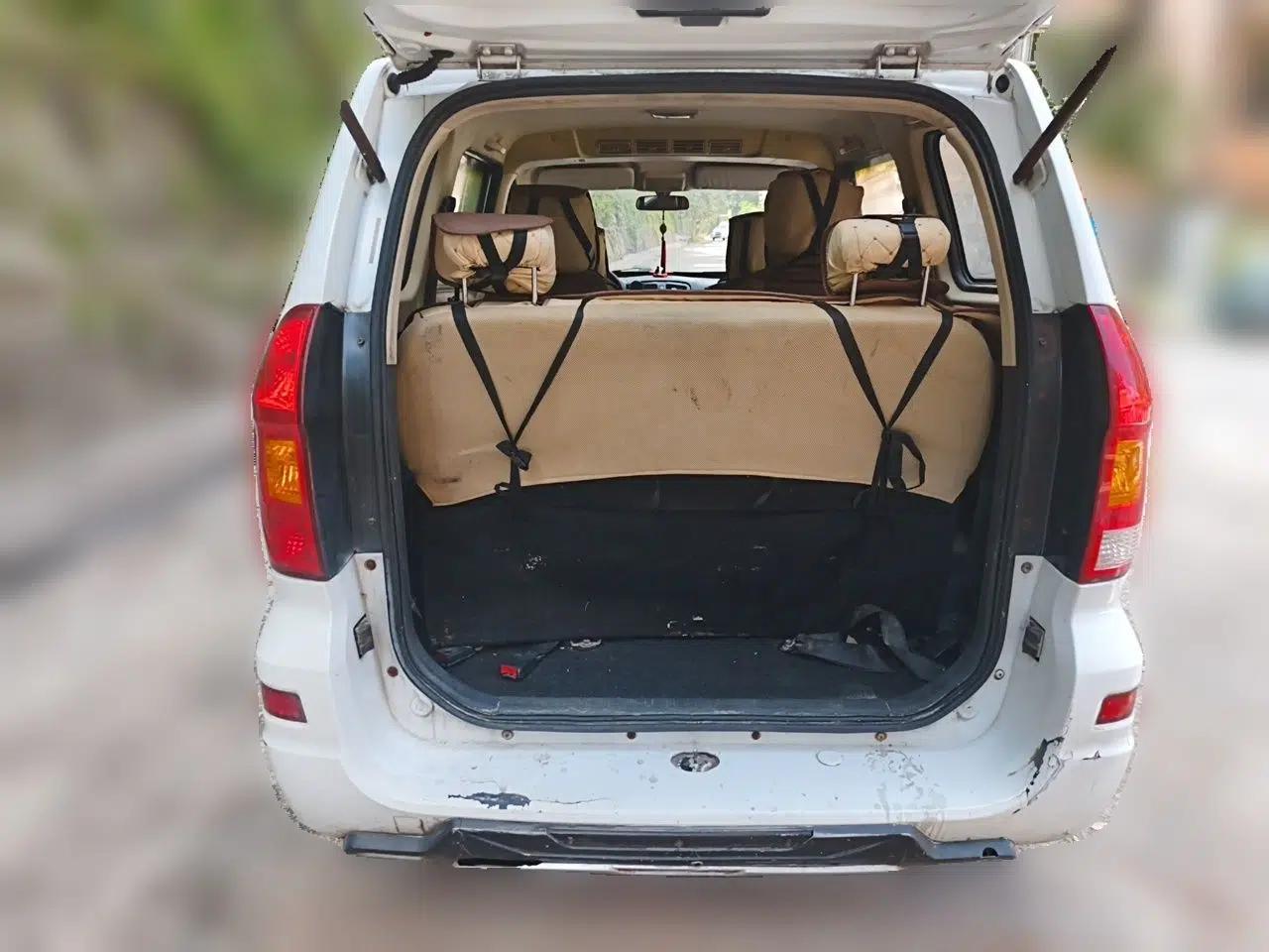 Dongfeng Fengon 330 2014 1.5L Manual Standard Edition DK15-02 — миниатюра 19