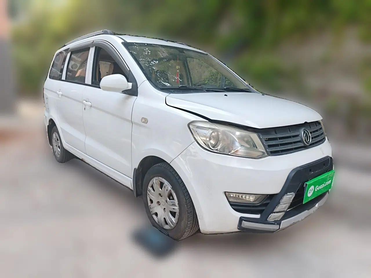 Dongfeng Fengon 330 2014 1.5L Manual Standard Edition DK15-02 — миниатюра 3