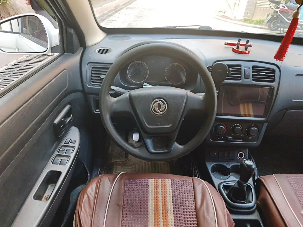 Dongfeng Fengon 330 2014 1.5L Manual Standard Edition DK15-02 — миниатюра 10