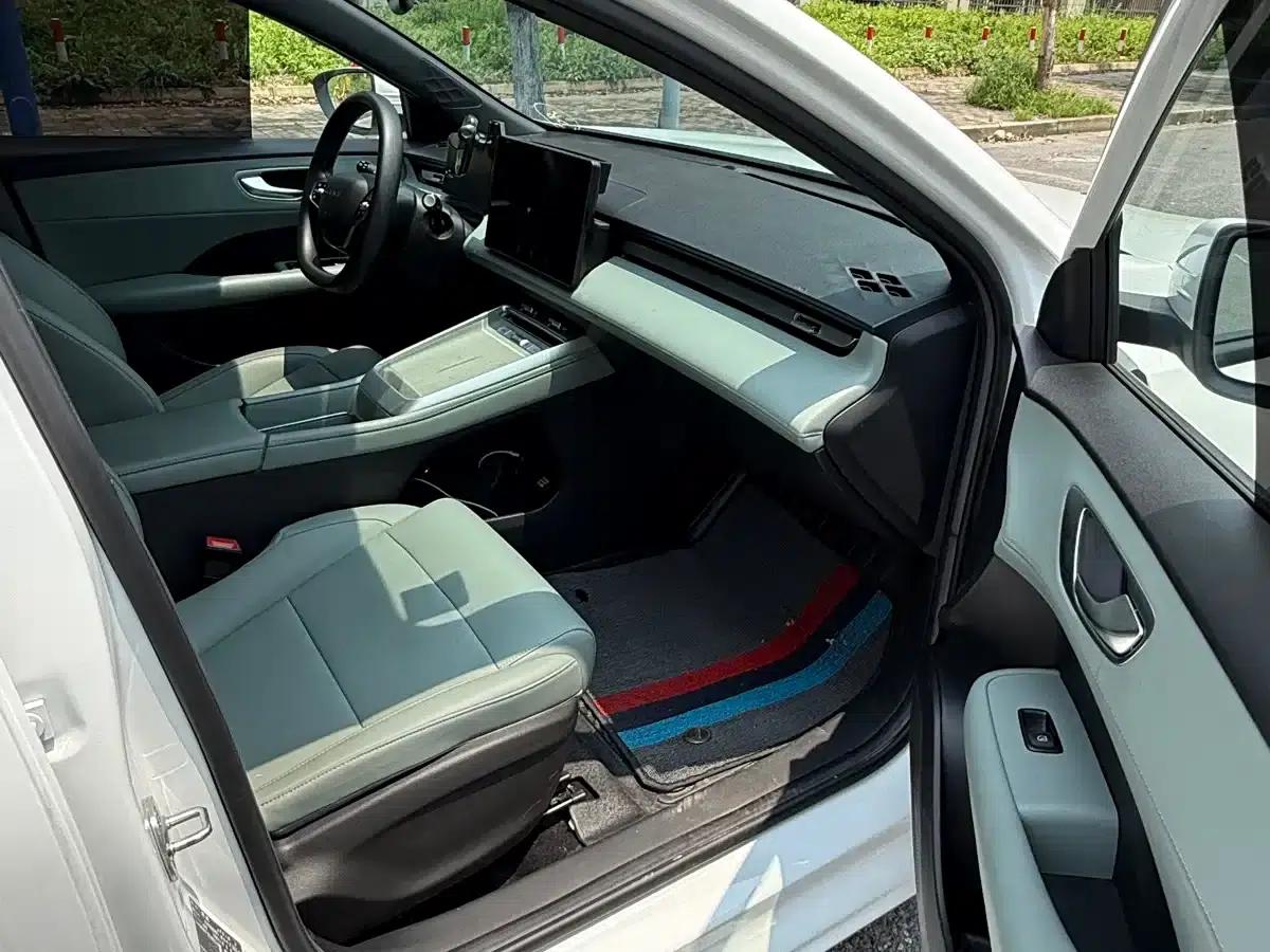 Roewe D6 2025 520km Comfort Edition — миниатюра 12