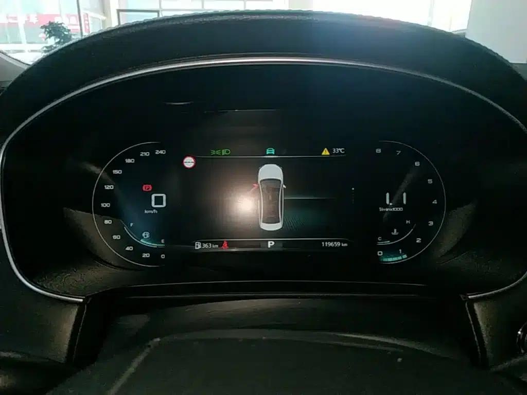 Roewe i6 MAX 2020 300TGI Automatic Cool Edition — миниатюра 12