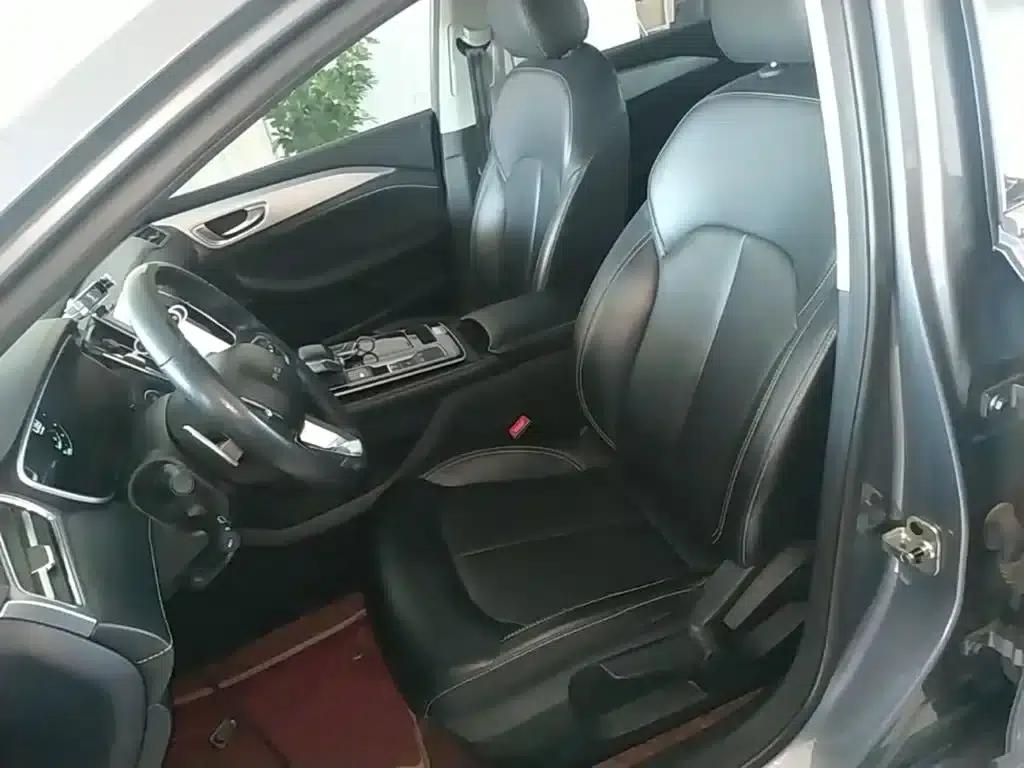 Roewe i6 MAX 2020 300TGI Automatic Cool Edition — миниатюра 15