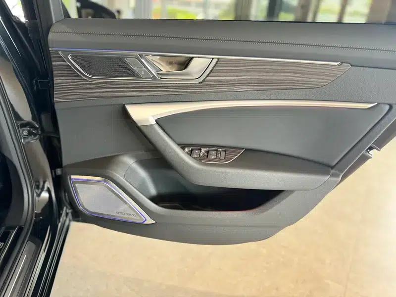 Audi A6L 2024 45 TFSI Premium Elegance — миниатюра 9