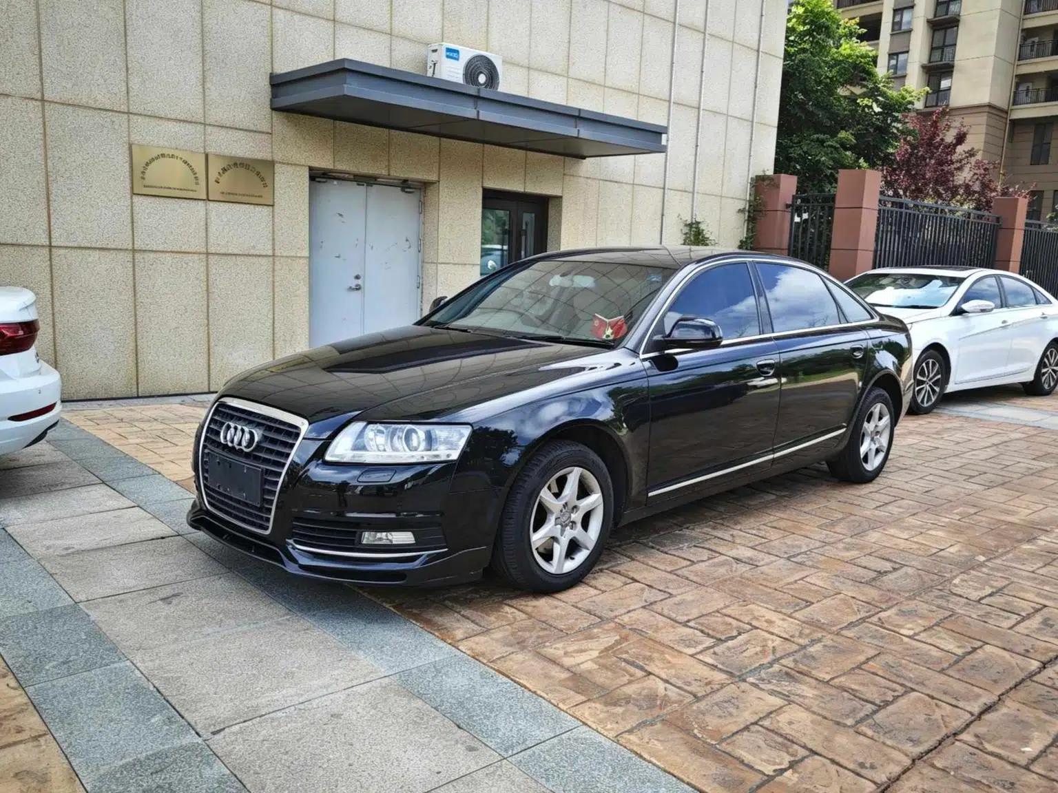 Audi A6L 2010 2.0 TFSI Automatic Standard Edition — миниатюра 1