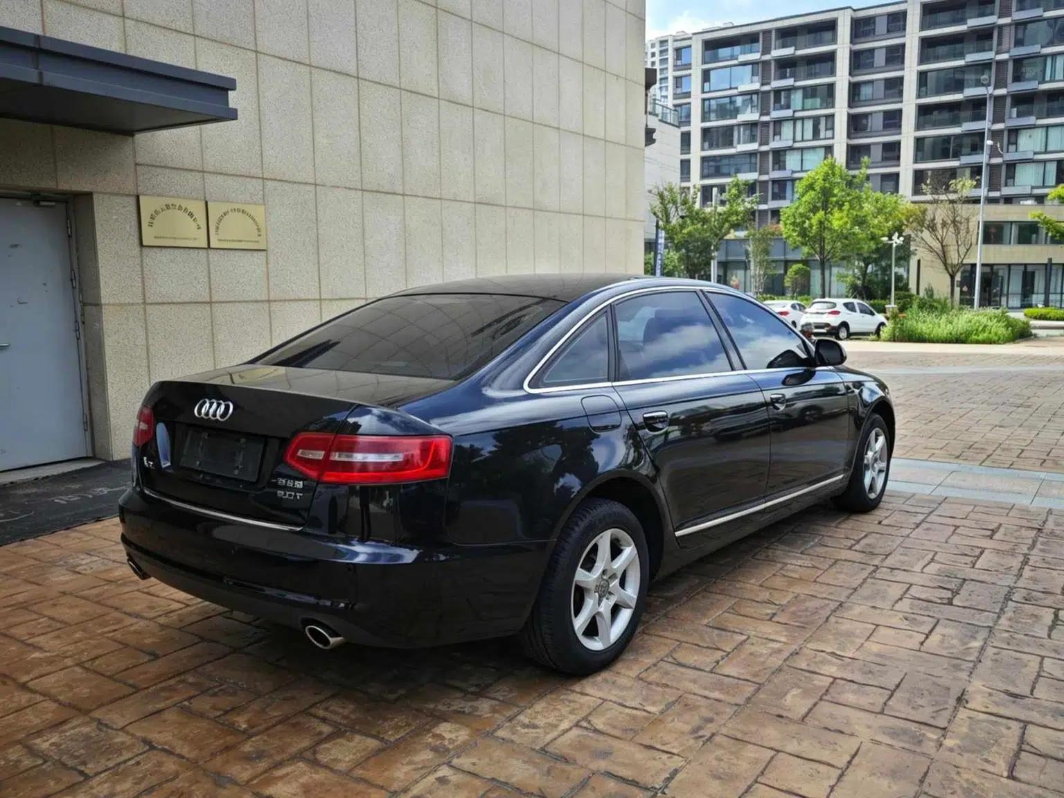 Audi A6L 2010 2.0 TFSI Automatic Standard Edition — миниатюра 4