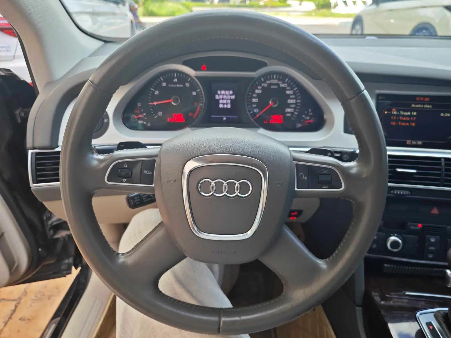 Audi A6L 2010 2.0 TFSI Automatic Standard Edition — миниатюра 8