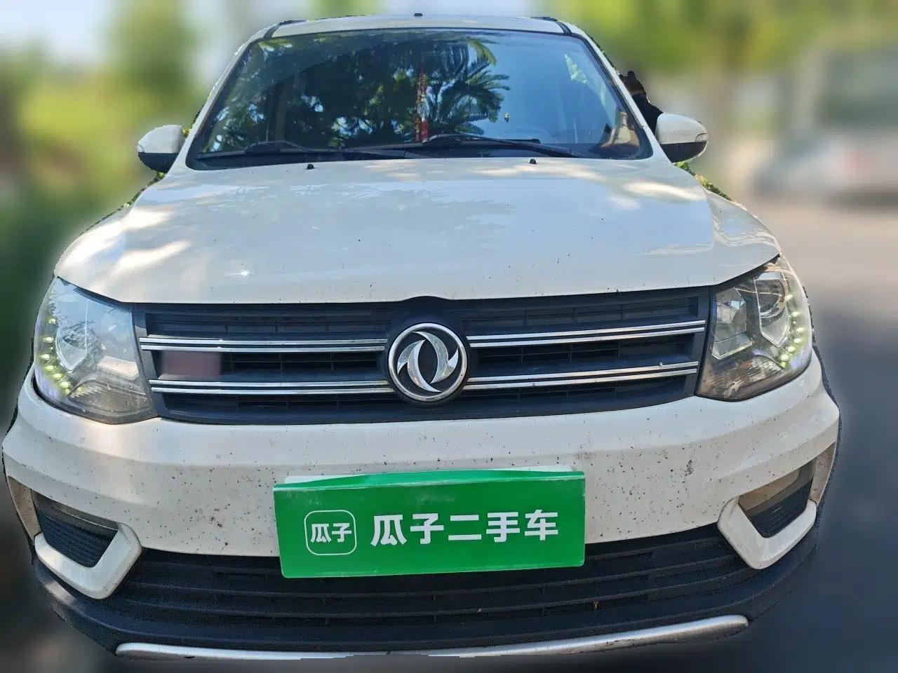 Dongfeng Fengon 370 2016 1.5L Manual Luxury 7-Seater — миниатюра 2