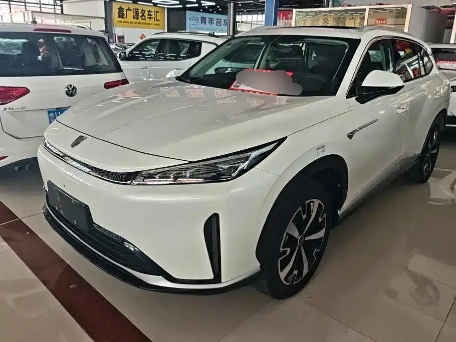 Roewe D5X DMH 2024 135 Flagship Edition — миниатюра 1