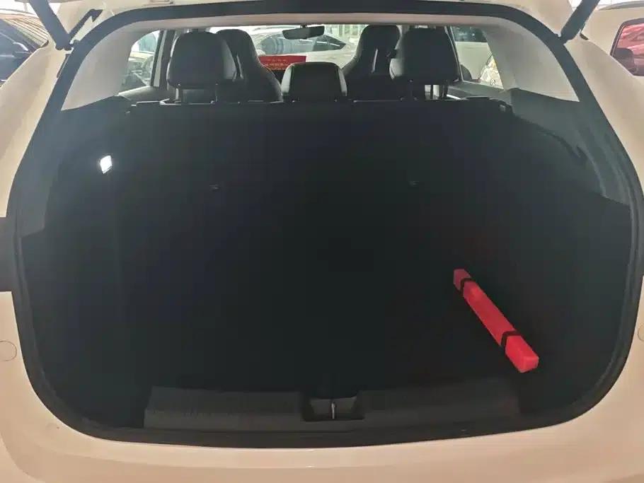 Roewe D5X DMH 2024 135 Flagship Edition — миниатюра 4