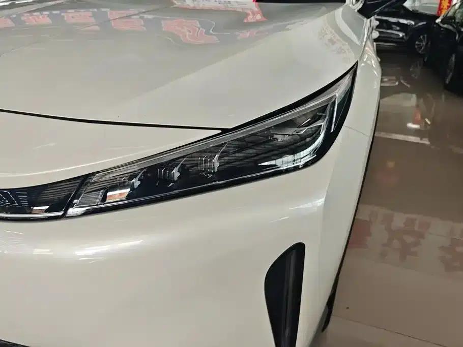 Roewe D5X DMH 2024 135 Flagship Edition — миниатюра 5