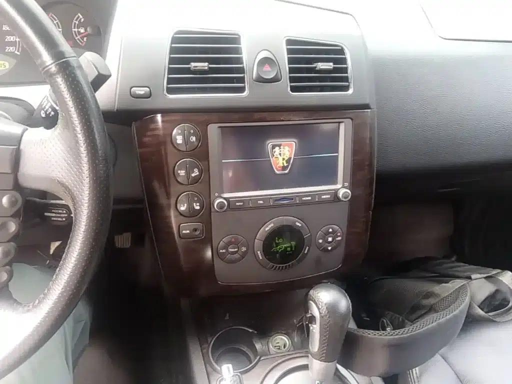 Roewe W5 2014 1.8T 4WD Automatic Luxury Special Edition — миниатюра 13