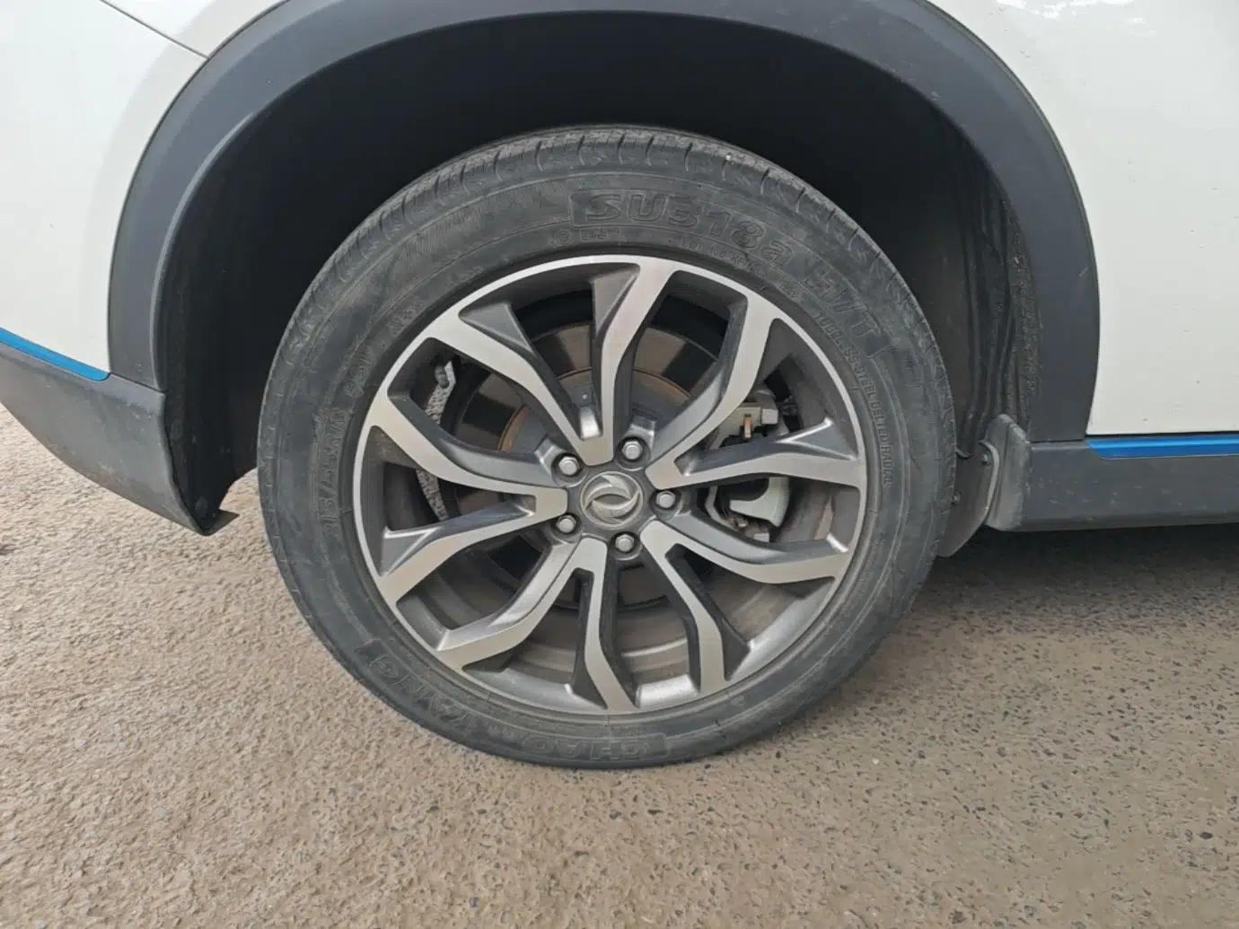 Dongfeng Fengon E3 2019 EVR Range-Extended Smart Model — миниатюра 11