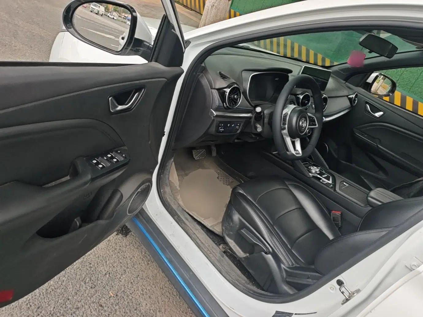 Dongfeng Fengon E3 2019 EVR Range-Extended Smart Model — миниатюра 18
