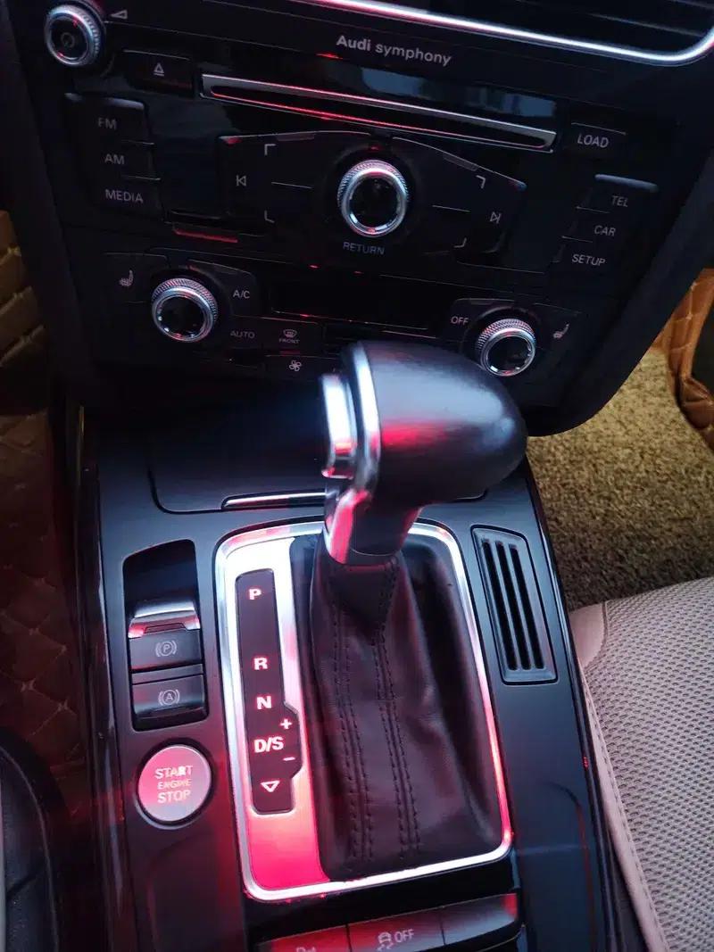 Audi A4L 2016 35 TFSI Classic Edition S line Comfort — миниатюра 14