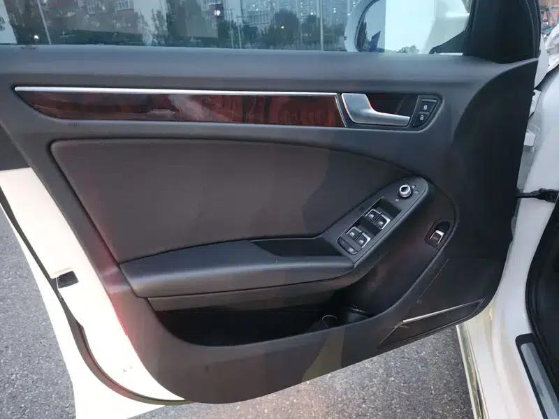 Audi A4L 2016 35 TFSI Classic Edition S line Comfort — миниатюра 10