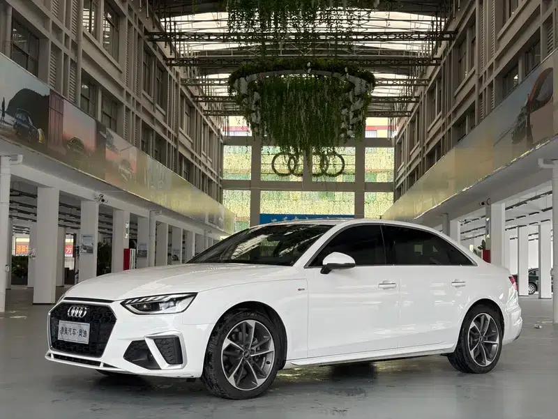 Audi A4L 2023 40 TFSI Fashion Dynamic Edition — миниатюра 1