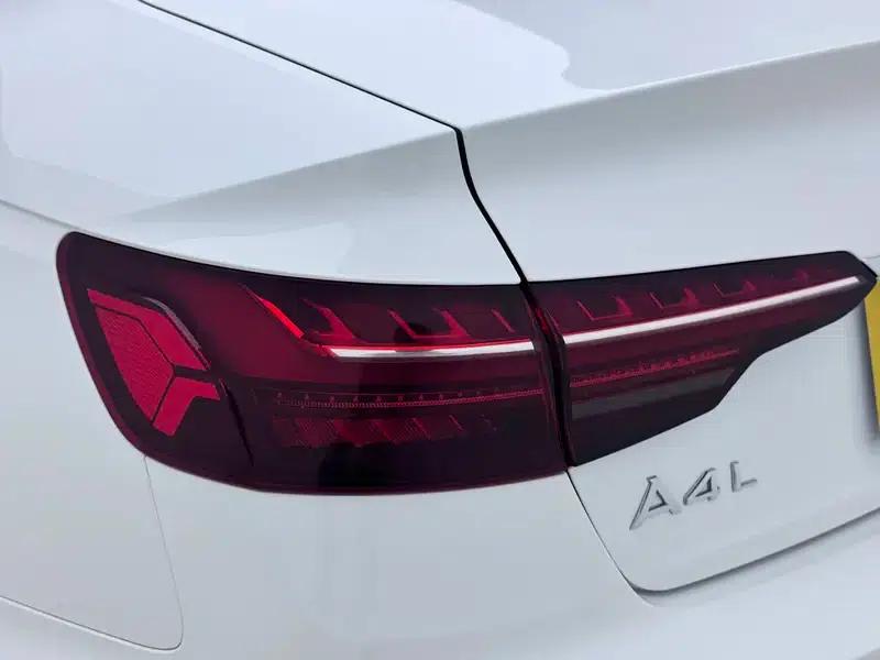 Audi A4L 2023 40 TFSI Fashion Dynamic Edition — миниатюра 13