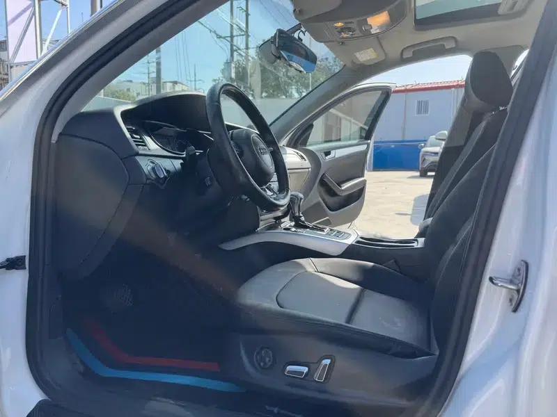 Audi A4L 2015 35 TFSI Automatic Standard Edition — миниатюра 11