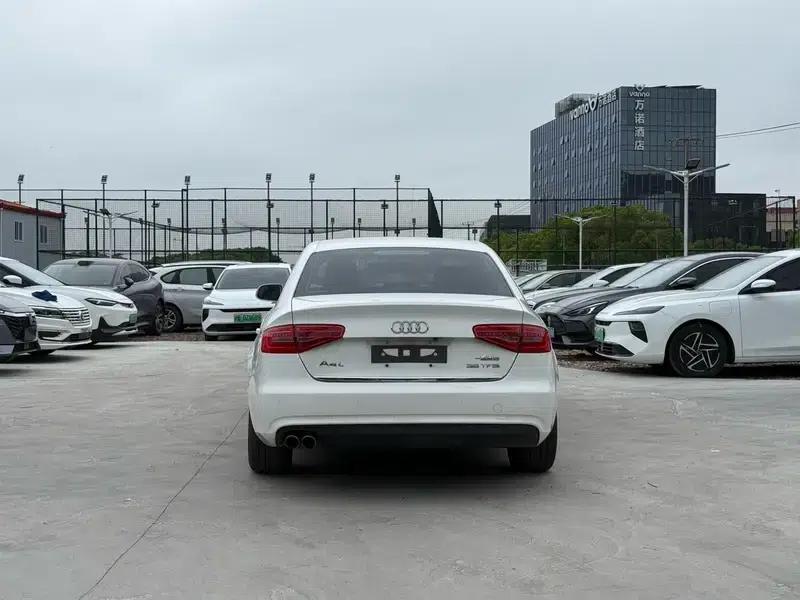 Audi A4L 2015 35 TFSI Automatic Standard Edition — миниатюра 6