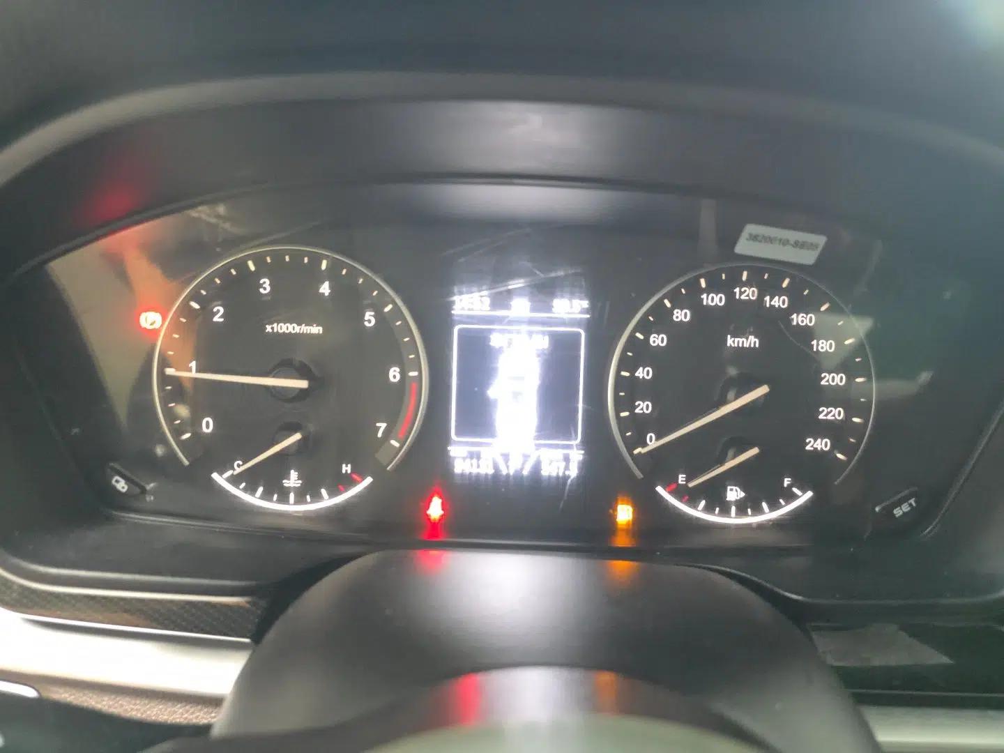 Dongfeng Fengon ix7 2020 2.0 TGDI Automatic All-Wheel-Drive Pioneer Edition — миниатюра 11