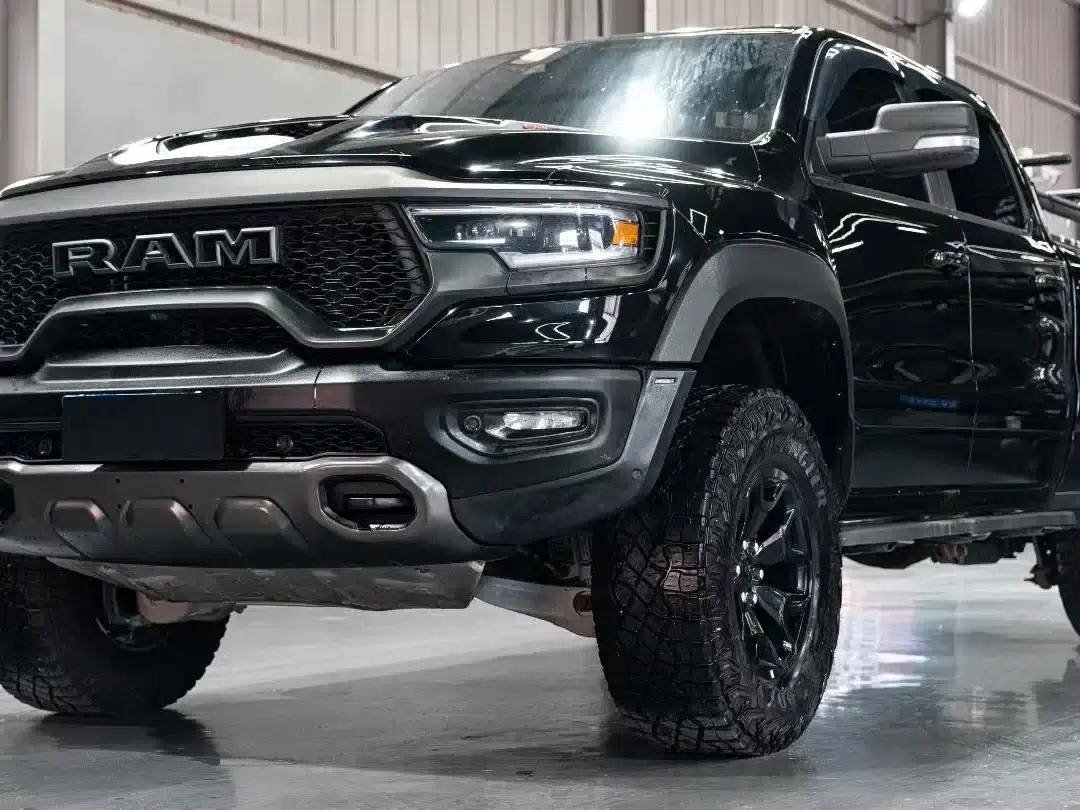 RAM Trucks Tyrannosaurus Rex 2023 6.2L Automatic — миниатюра 1