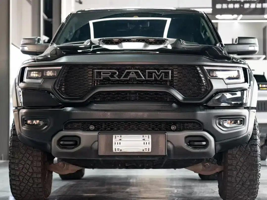 RAM Trucks Tyrannosaurus Rex 2023 6.2L Automatic — миниатюра 2