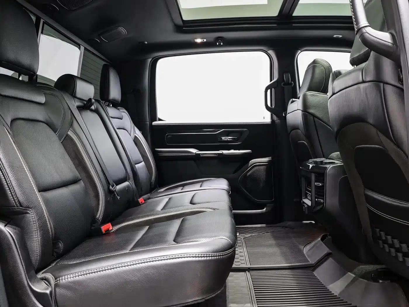 RAM Trucks Tyrannosaurus Rex 2022 6.2T Automatic — миниатюра 11