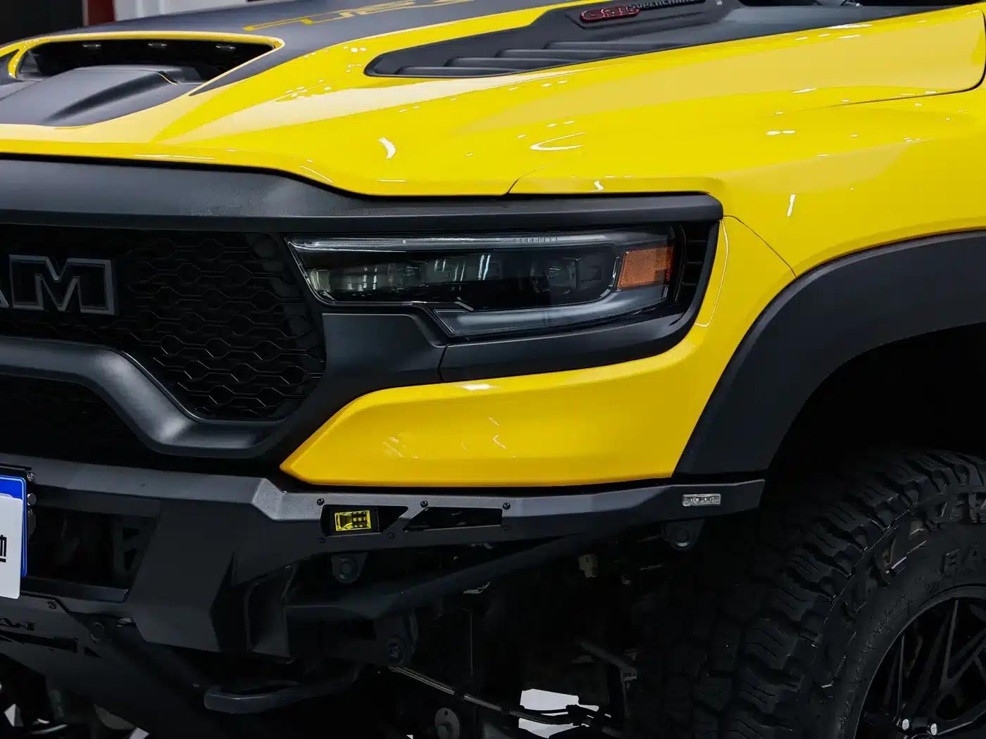 RAM Trucks Tyrannosaurus Rex 2022 6.2T Automatic — миниатюра 8