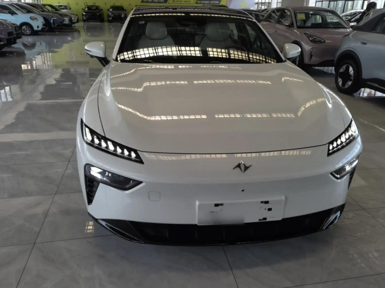 Dongfeng eπ eπ007 2024 Range-Extended 200 RuYi Edition — миниатюра 2