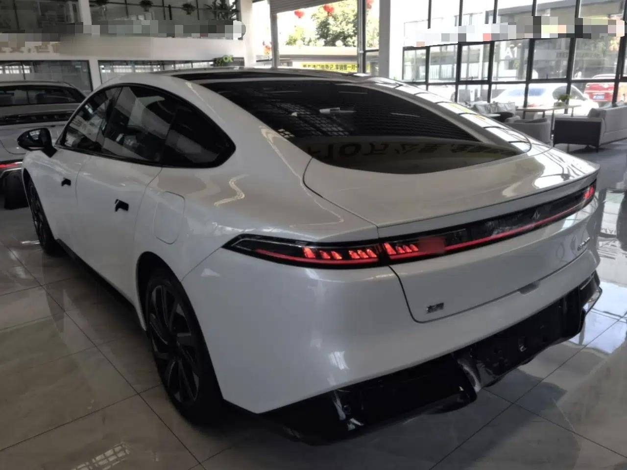 Dongfeng eπ eπ007 2024 Range-Extended 200 RuYi Edition — миниатюра 4