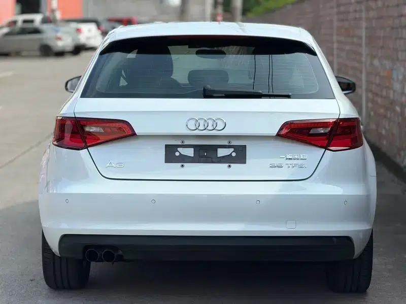 Audi A3 2015 Sportback 35 TFSI Millionth Anniversary Smart Edition — миниатюра 5