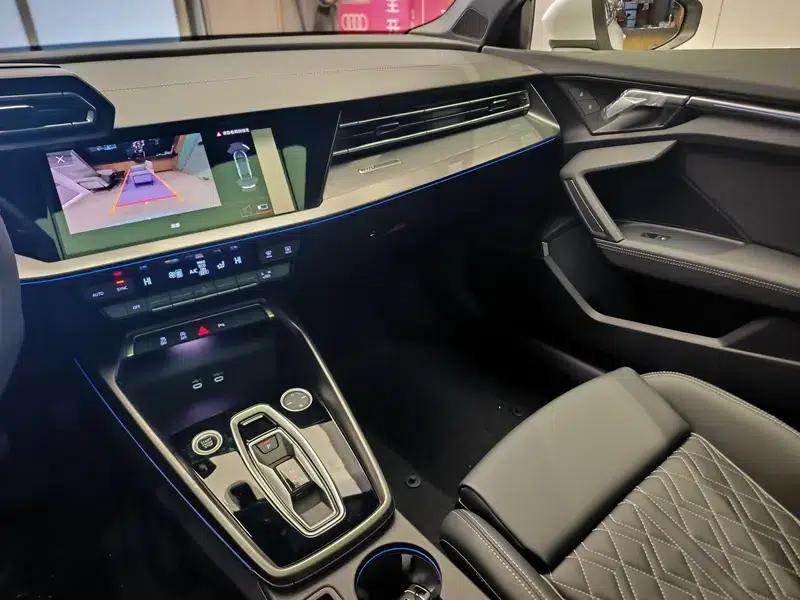 2026 Audi A3 A3L Limousine 35 TFSI Flying Spur Luxury Edition — миниатюра 7