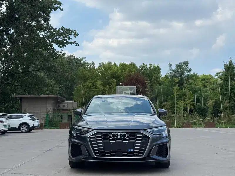2023 Audi A3 A3L Limousine 35 TFSI Progressive Sport — миниатюра 2