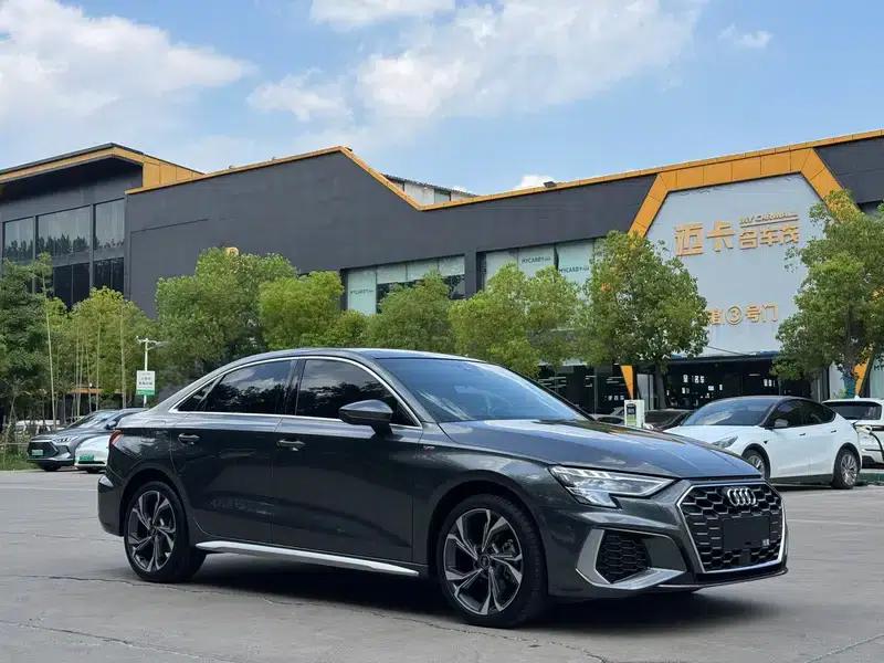 2023 Audi A3 A3L Limousine 35 TFSI Progressive Sport — миниатюра 3