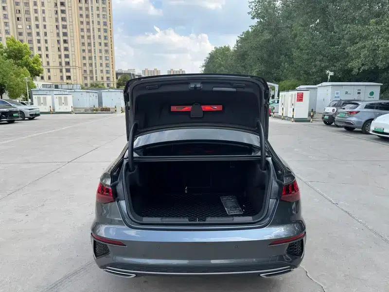 2023 Audi A3 A3L Limousine 35 TFSI Progressive Sport — миниатюра 9