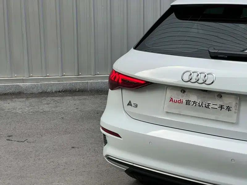 Audi A3 2022 Sportback 35 TFSI Fashionable Elegant Model — миниатюра 10