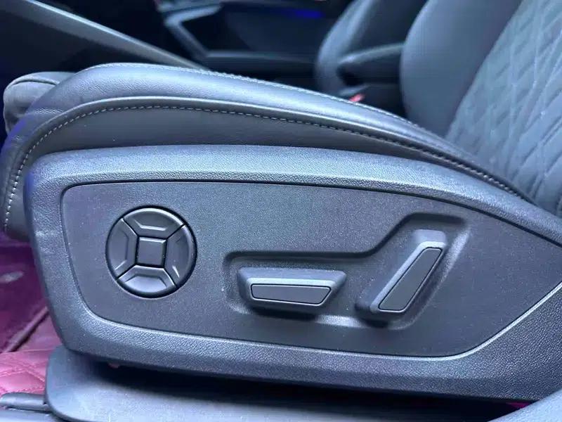 2022 Audi A3 A3L Limousine 35 TFSI Luxury Sport — миниатюра 19